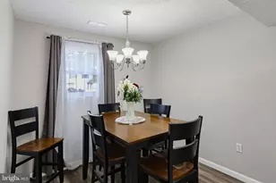 7824 Catherine Ave, Pasadena, MD 21122 - Photo 9
