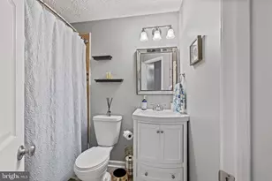 3219 Art Hall Ln, Pasadena, MD 21122 - Photo 19