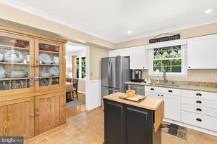 29 Severndale Rd, Severna Park, MD 21146 - Photo 13