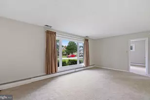 8005 Woodholme Cir, Pasadena, MD 21122 - Photo 3
