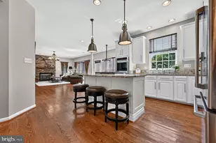 2407 Lawndale Ct, Gambrills, MD 21054 - Photo 15