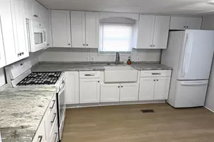 8049 Veterans Hwy, Millersville, MD 21108 - Photo 3