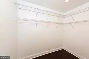 633 Admiral Dr, Annapolis, MD 21401 - Photo 15