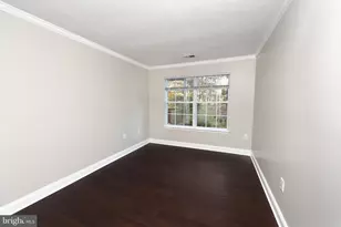 633 Admiral Dr, Annapolis, MD 21401 - Photo 17