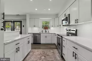 1711 Elkridge Dr, Edgewater, MD 21037 - Photo 9