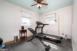 522 Kenora Dr, Millersville, MD 21108 - Photo 15