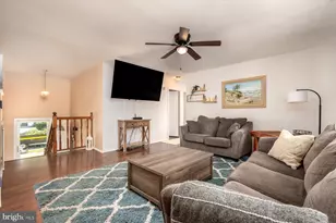 522 Kenora Dr, Millersville, MD 21108 - Photo 3