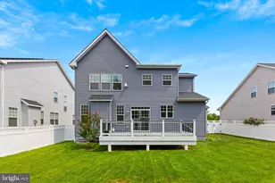 8210 Powers Ln, Millersville, MD 21108 - Photo 9