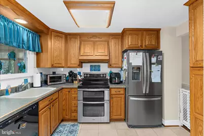 379 Dublin Drive, Glen Burnie, MD 21060 - Photo 9