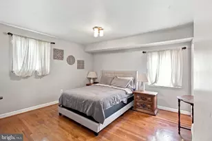 940 Hammonds Ln, Brooklyn, MD 21225 - Photo 13