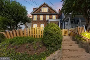 8 Revell St, Annapolis, MD 21401 - Photo 49