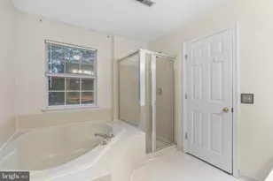 1725 Sea Pine Cir, Severn, MD 21144 - Photo 11