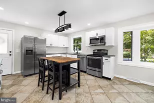 243 12th, Pasadena, MD 21122 - Photo 15