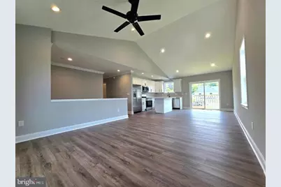 269 Thompson Avenue E, Glen Burnie, MD 21060 - Photo 3