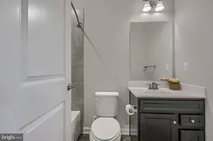 190 Woodgate Cir, Pasadena, MD 21122 - Photo 51