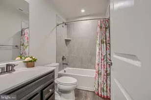 190 Woodgate Cir, Pasadena, MD 21122 - Photo 11