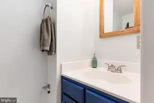 3 Mooring Point Ct, Annapolis, MD 21403 - Photo 17