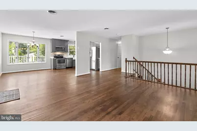 809 Hollywood Boulevard, Crownsville, MD 21032 - Photo 3