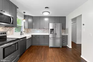 809 Hollywood Blvd, Crownsville, MD 21032 - Photo 13