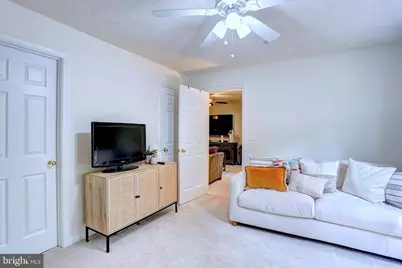 2056 Quaker Way #1, Annapolis, MD 21401 - Photo 5