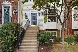 1130 Wickford Ct, Crofton, MD 21114 - Photo 1
