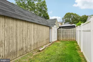523 Chalet Dr W, Millersville, MD 21108 - Photo 29