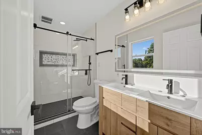 207 Elizabeth Avenue, Baltimore, MD 21225 - Photo 25