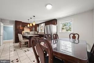949 Oakdale Cir, Millersville, MD 21108 - Photo 5