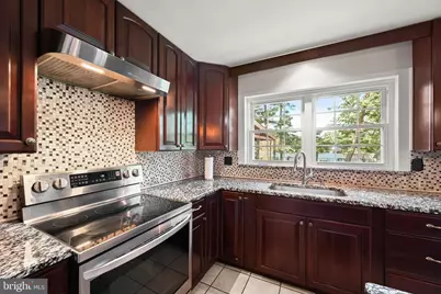 949 Oakdale Circle, Millersville, MD 21108 - Photo 7
