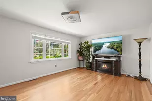949 Oakdale Cir, Millersville, MD 21108 - Photo 3