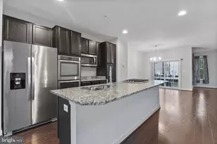 302 Black Sky Ln, Pasadena, MD 21122 - Photo 7