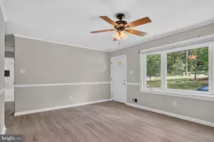 512 St Martins Ln, Severna Park, MD 21146 - Photo 3