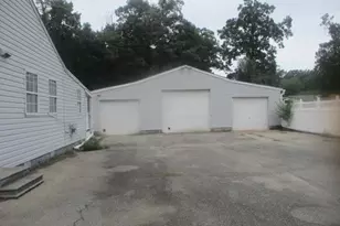 22 Luke Dr, Pasadena, MD 21122 - Photo 3
