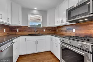 214 Cross Creek Dr, Glen Burnie, MD 21061 - Photo 13