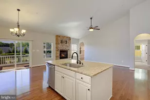2314 Mourning Dove Dr, Odenton, MD 21113 - Photo 19
