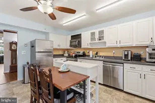 1816 Glenarm Rd, Edgewater, MD 21037 - Photo 11