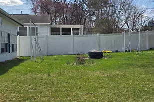 16 Patapsco Rd, Linthicum Heights, MD 21090 - Photo 15