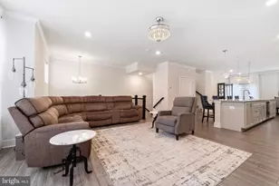 7306 Red Pond Ct, Glen Burnie, MD 21060 - Photo 7