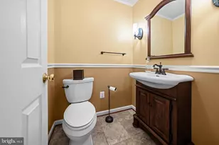 1043 6th St, Glen Burnie, MD 21060 - Photo 31