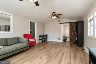 2 Sunset Cir, Pasadena, MD 21122 - Photo 13
