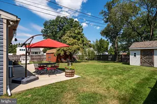 2 Sunset Cir, Pasadena, MD 21122 - Photo 27