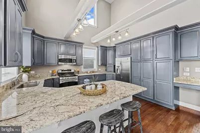 2260 Lake Drive, Pasadena, MD 21122 - Photo 9