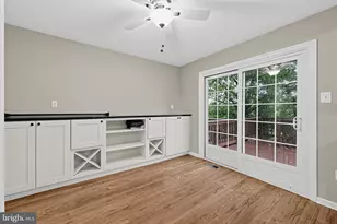2402 Winding Ridge Rd, Odenton, MD 21113 - Photo 15