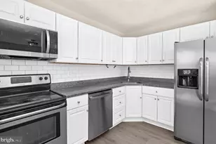 1047 Bulman Harbour, Pasadena, MD 21122 - Photo 11