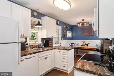 1033 Hyde Park Drive, Annapolis, MD 21403 - Photo 11