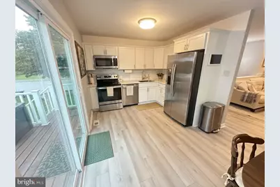 701 Kraft Court, Glen Burnie, MD 21061 - Photo 5