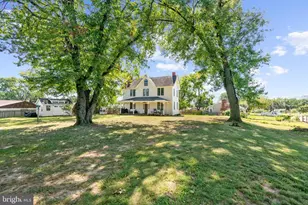 13 Hopkins St, Glen Burnie, MD 21061 - Photo 1