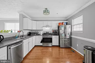 471 Renfro Ct, Glen Burnie, MD 21060 - Photo 5