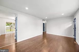 8483 Arbutus Rd, Pasadena, MD 21122 - Photo 5