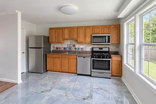 8577 Pioneer Dr, Severn, MD 21144 - Photo 5
